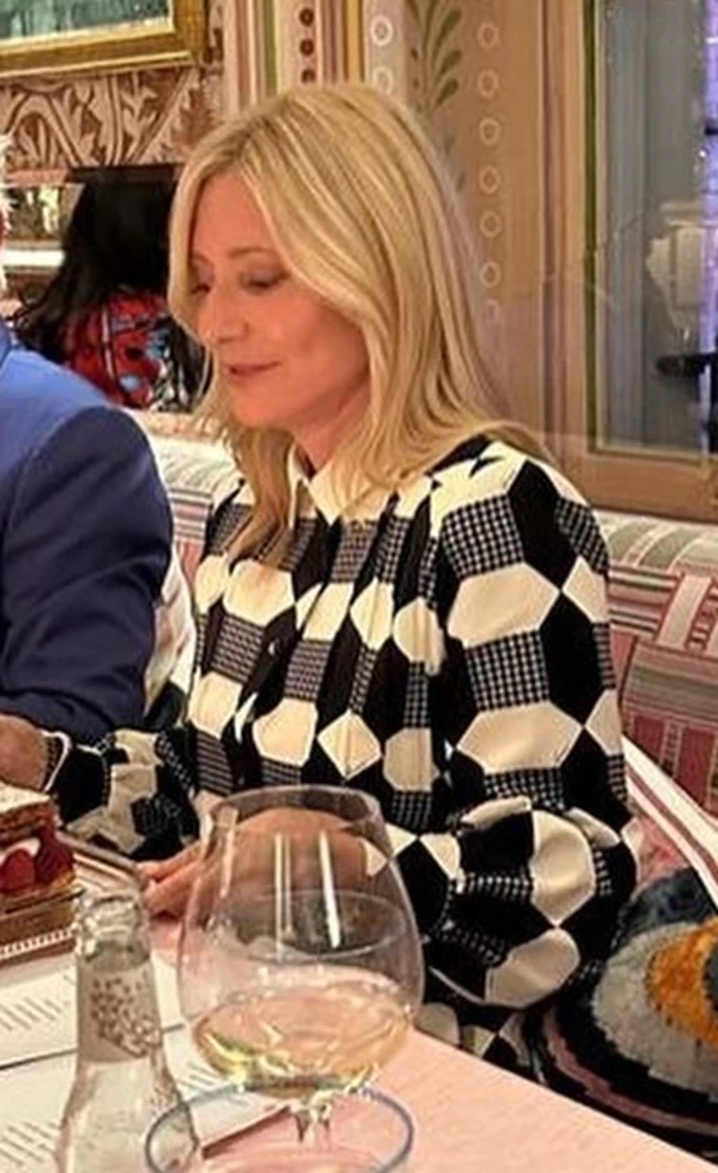 μαρι σανταλ