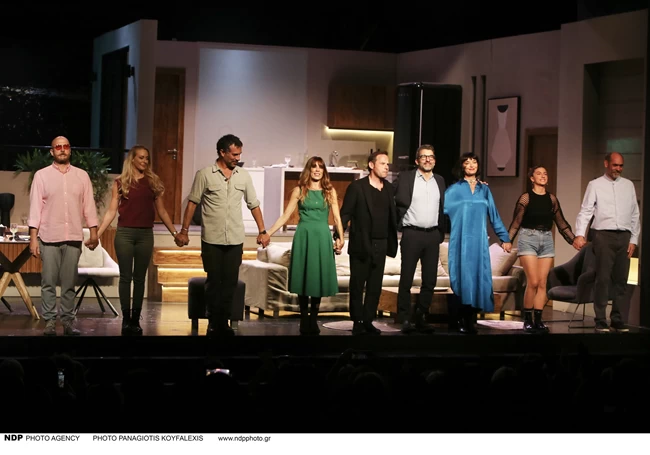 Ελεονώρα Μελέτη - Θοδωρής Μαροσούλης: Πήγαν στο θέατρο όπου συνεργάζονται και επαγγελματικά