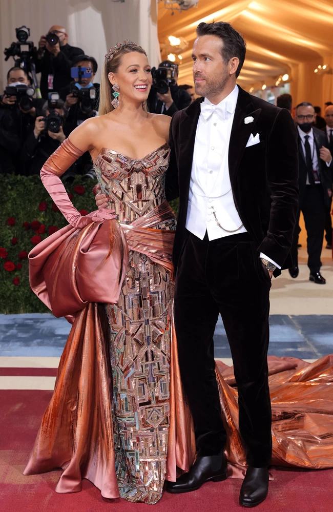 Met Gala 2022: Καλοντυμένες vs κακοντυμένες - Οι τιάρες, τα slip dresses και οι... αδιάβαστες