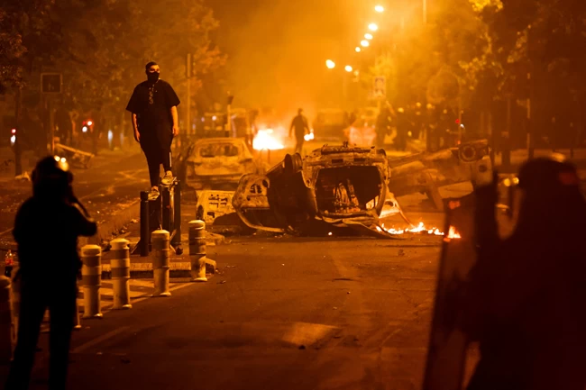 ΓΑΛΛΙΑ ΠΑΡΙΣΙ ΕΠΕΙΣΟΔΙΑ