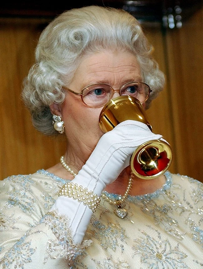 QUEEN ELIZABETH DRINK