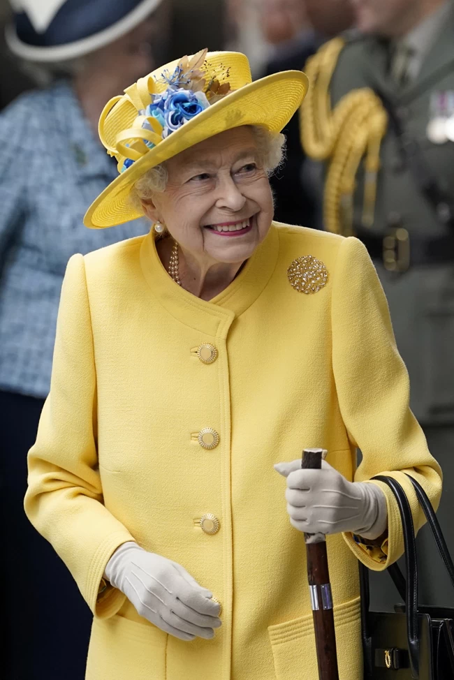 queen elizabeth
