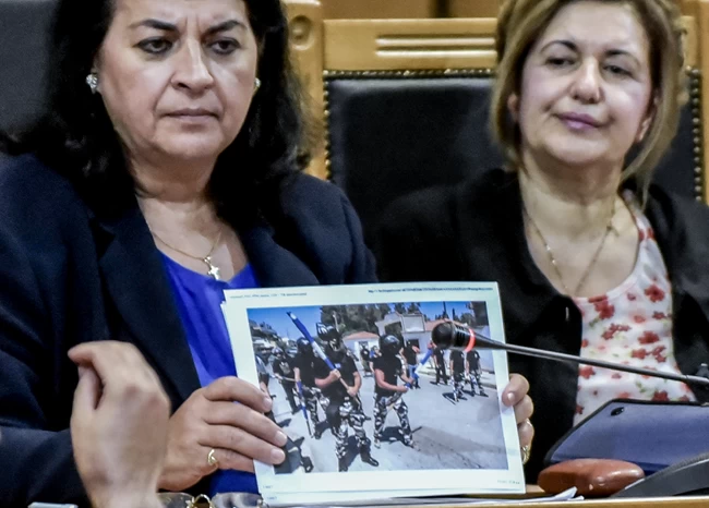 ΔΙΚΗ ΧΡΥΣΗΣ ΑΥΓΗΣ