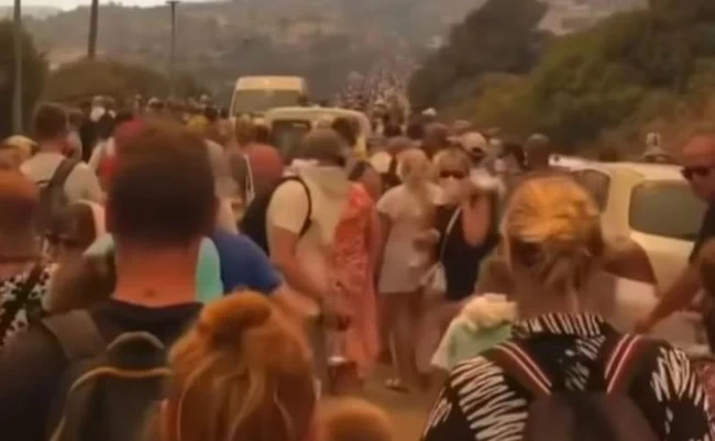 φωτια ροδος