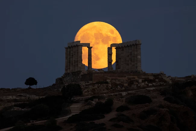 ΠΑΝΣΕΛΗΝΟΣ