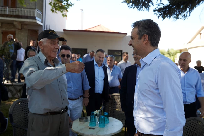 μητσοτακης πλακα