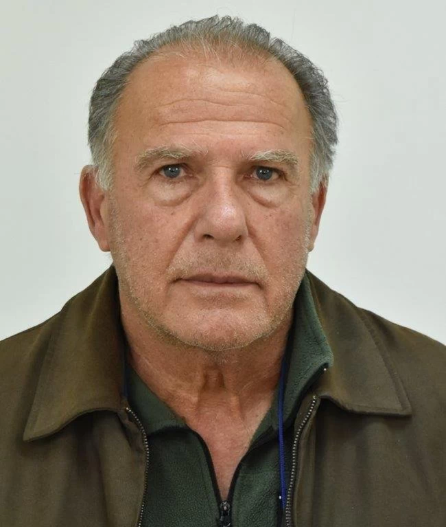 74χρονος παράγοντας ομάδας