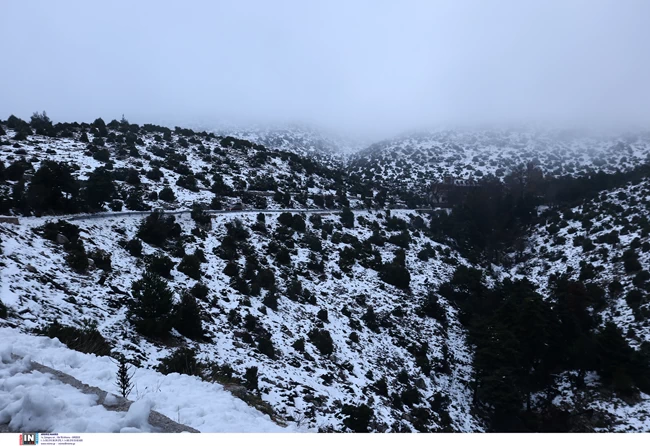 χιονια παρνηθα