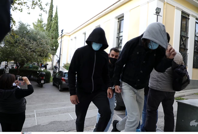 Μαχαίρωμα στη Λένορμαν: Σε 28 μήνες φυλάκιση καταδικάστηκε ο τράπερ Thug Slime - "Ήρθαν να με σφάξουν χωρίς κανένα λόγο"