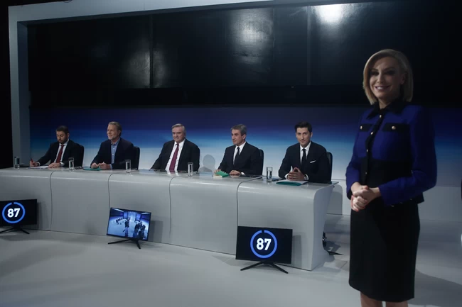 ΚΙΝΑΛ: Χωρίς εκπλήξεις και μάλλον ανιαρό...το debate των 5 υποψηφίων για τη διαδοχή- Απών ο ΓΑΠ