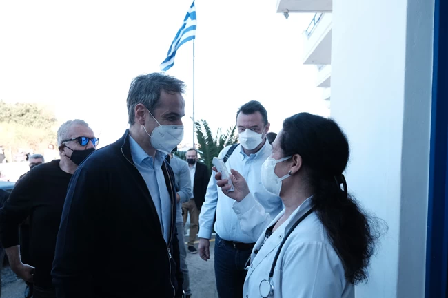 Μητσοτάκης: Ξέρουμε πλέον ότι τα εμβόλια λειτουργούν- Πλησιάζουμε στο σημείο όπου θα αφήσουμε την περιπέτεια πίσω μας