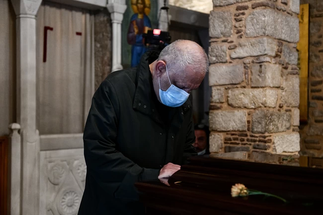 ΚΗΔΕΙΑ ΜΙΚΗ