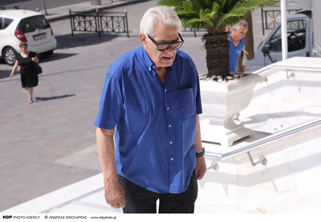 ΤΖΙΝΑ ΝΤΡΟΥΛΙΣ ΚΗΔΕΙΑ