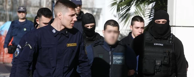 Πατέρας Τοπαλούδη: Γιατί της είχες βάλει το μαχαίρι στο λαιμό; Κάθαρμα, αλήτη
