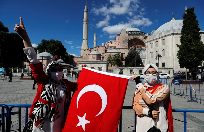 Ραγδαίες εξελίξεις: Η Αγιά Σοφιά γίνεται τζαμί - Ο Ερντογάν υπέγραψε το διάταγμα - Εκτακτο διάγγελμα