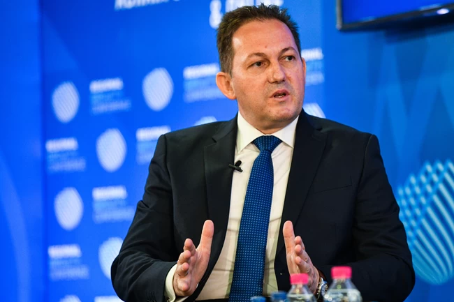 Οι "κομμένοι" της κυβέρνησης: Ποιοι έμειναν εκτός μετά το "ροτέισον" - Καραμανλής, Παναγιωτόπουλος, Πέτσας, Πλεύρης...