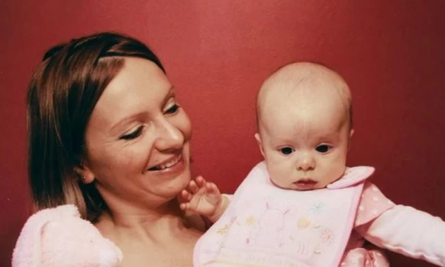 ΚΟΒΑΛΣΚΙ ΜΑΓΙΑ ΜΗΤΕΡΑ