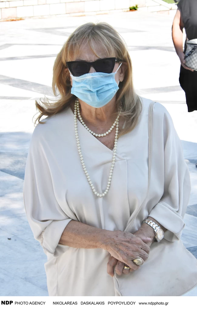 ΚΗΔΕΙΑ ΜΠΟΥΖΙΩΤΗ