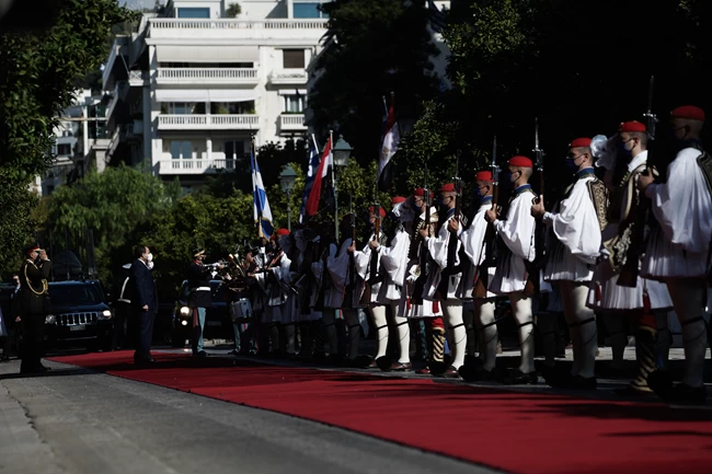Συνάντηση Σακελλαροπούλου - Σίσι: Ορόσημο για τις σχέσεις Ελλάδας - Αιγύπτου η συμφωνία για την ΑΟΖ