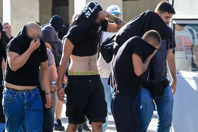 ΧΟΥΛΙΓΚΑΝ ΑΠΟΛΟΓΙΑ