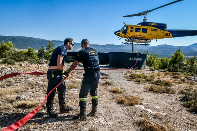 Αυτό είναι το αντιπυρικό σχέδιο για φέτος: Περιπολίες από τον στρατό, πυροσβέστες από 6 χώρες, αύξηση εναέριας επιτήρησης
