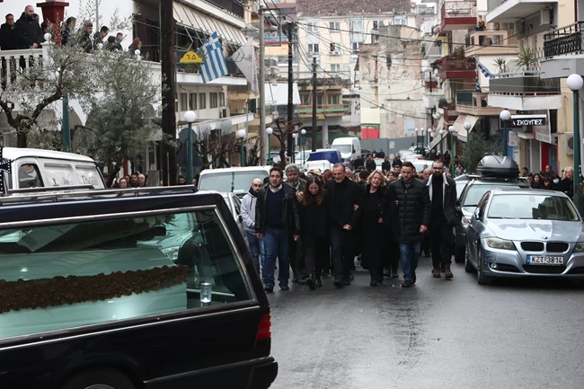 ΚΗΔΕΙΑ ΙΦΙΓΕΝΕΙΑΣ ΤΡΕΝΑ ΤΕΜΠΗ