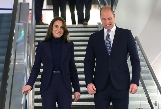 Η πριγκίπισσα φόρεσε tartan: Το power dressing της Κέιτ Μϊντλετον στη Βοστώνη - Με Burberry και Αlexander McQueen