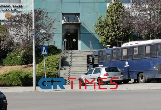 ΚΛΟΥΒΕΣ ΔΕΘ