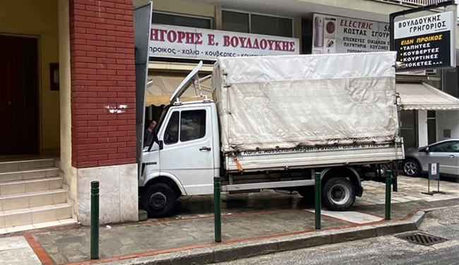 φορτηγο τοιχος