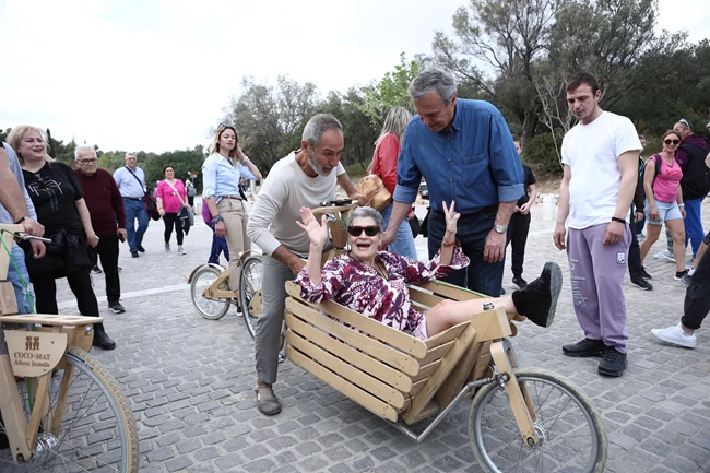 ΠΟΛ ΕΥΜΟΡΦΙΔΗΣ