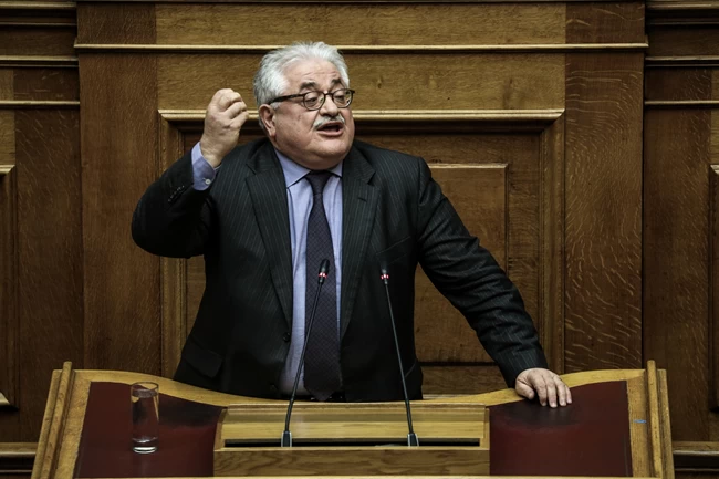 ΚΩΣΤΑΣ ΤΖΑΒΑΡΑΣ