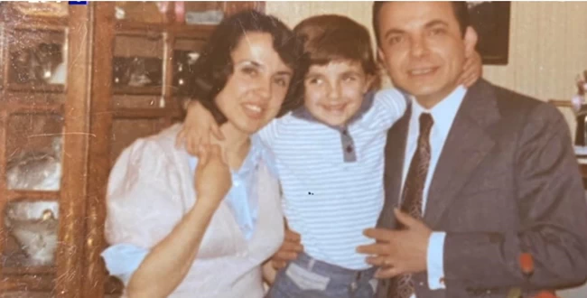 Αλιάγας γονείς μικρός