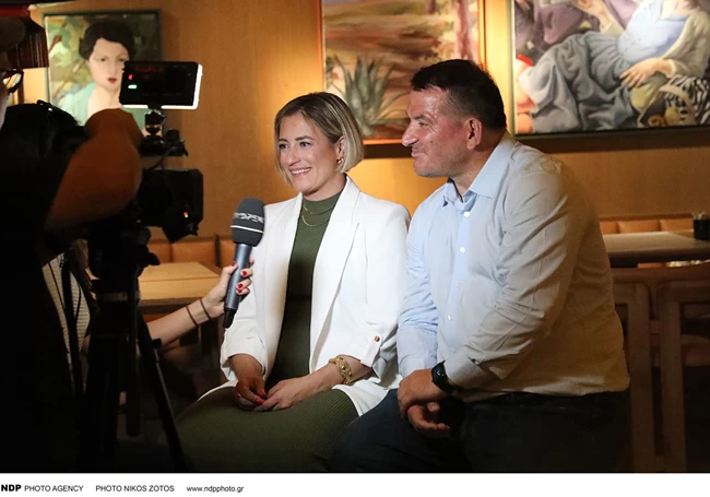 Έγκυος η Αφροδίτη Σκαφίδα; Οι φωτογραφίες με φουσκωμένη κοιλίτσα - Στο πλευρό της ο Πύρρος Δήμας