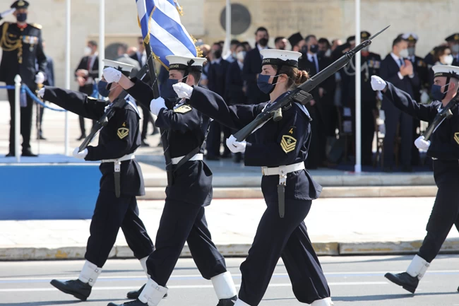 ΠΑΡΕΛΑΣΗ