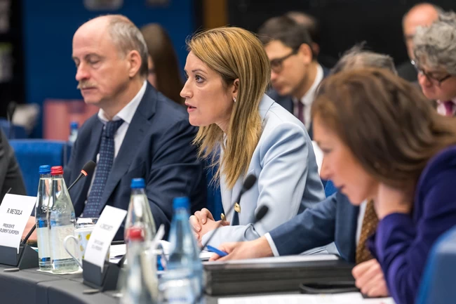 Qatargate: Καθαίρεση της Εύας Καϊλή από τη θέση της αντιπροέδρου του Ευρωκοινοβουλίου
