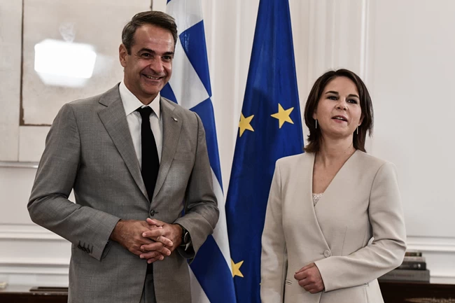 Αναλένα Μπέρμποκ Μαξίμου