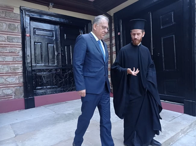 Τάκης Θεοδωρικάκος