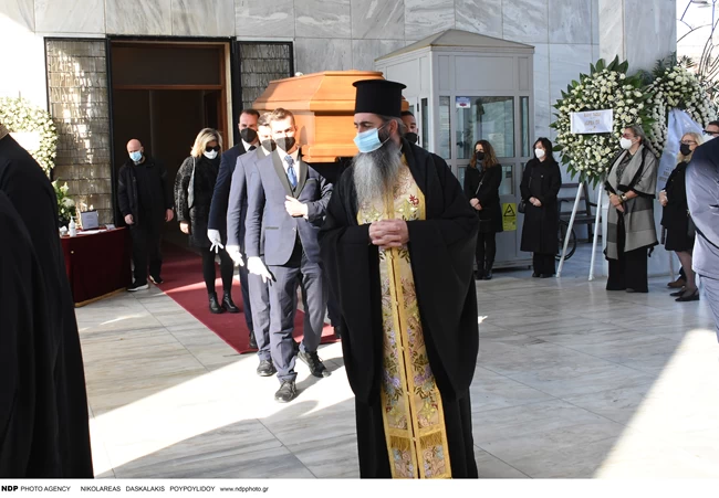 ΚΗΔΕΙΑ ΚΟΝΤΟΜΗΝΑ
