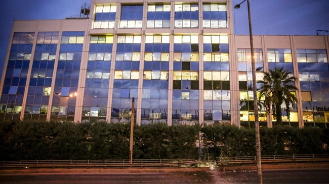 Ο ΣΚΑΪ "καρφώνει" τα ΜΜΕ του ΣΥΡΙΖΑ για τα εμβάσματα στη Μανωλίδου: Φαινόμενα "δημοσιογραφικής αλητείας"