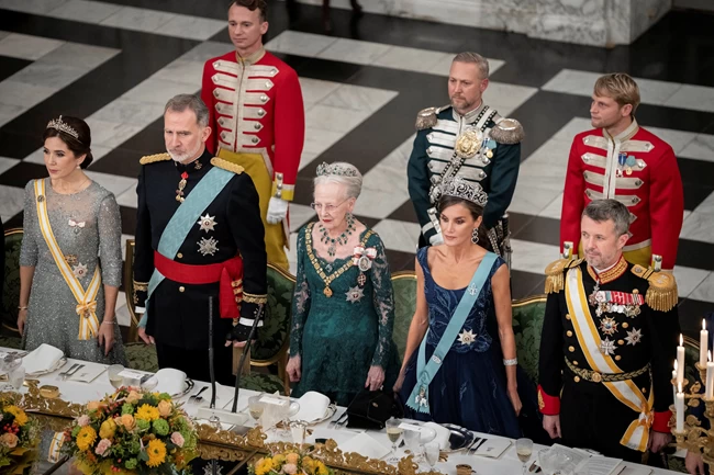 royal dinner