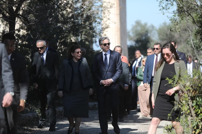 ΜΠΛΙΝΚΕΝ ΜΕΝΔΩΝΗ