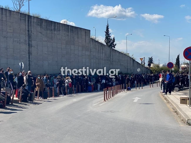 Συναγερμός στη Θεσσαλονίκη: Τηλεφώνημα για βόμβα στο ΚΤΕΛ "Μακεδονία" - Εκκενώθηκε ο σταθμός
