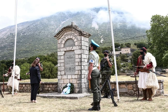 Στο Σούλι η Κατερίνα Σακελλαροπούλου και η Γιάννα Αγγελοπούλου, για την επέτειο του Ολοκαυτώματος