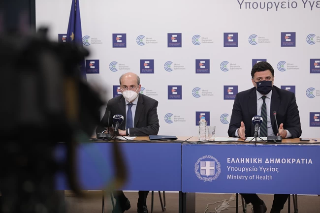 Κικίλιας: Έως τον Ιούνιο θα έρθουν στην Ελλάδα 1,2 εκατ. δόσεις του εμβολίου της Pfizer