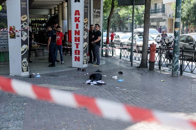 Πυροβολισμοί στην πλατεία Βάθη