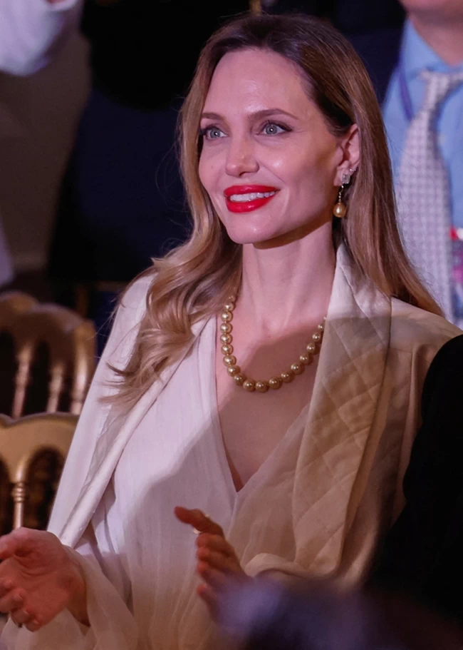 jolie