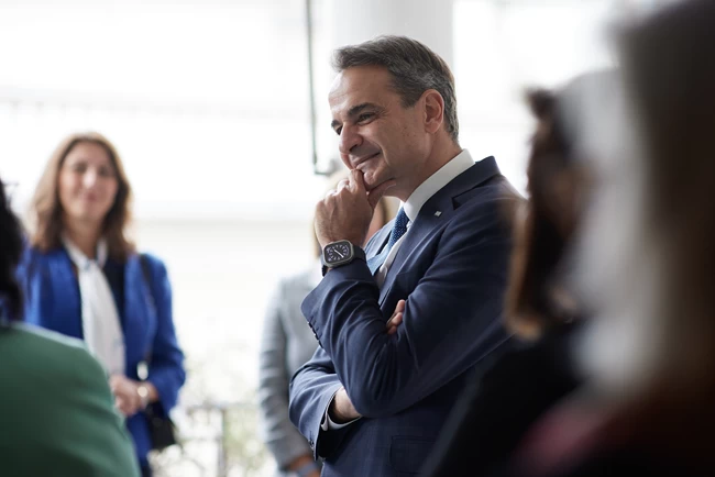 Μητσοτάκης πρέσβειρες