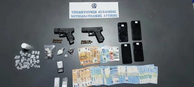 φυγόποινοι Μαρκόπουλο