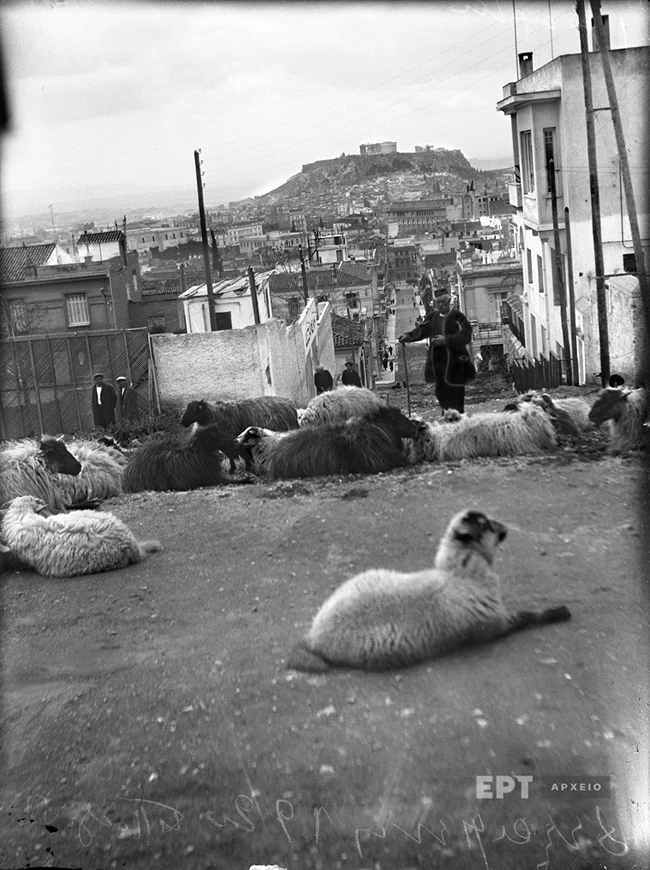 Αθήνα. Γενική άποψη της πόλης από το τέρμα της οδού Δημοκρίτου στο Κολωνάκι, ~1930
