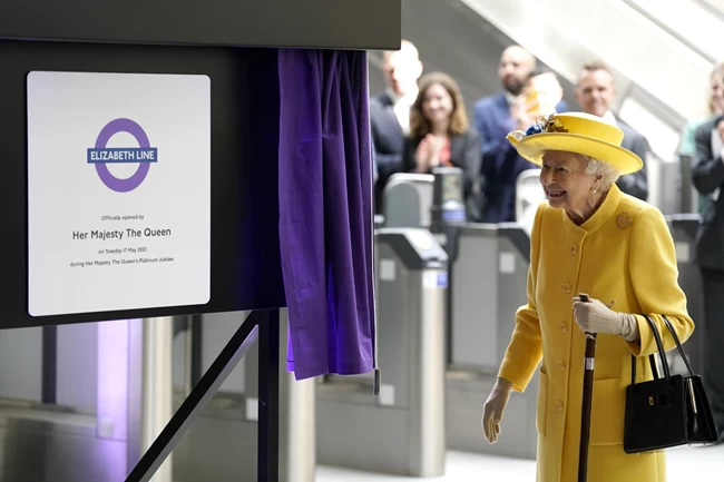 queen elizabeth